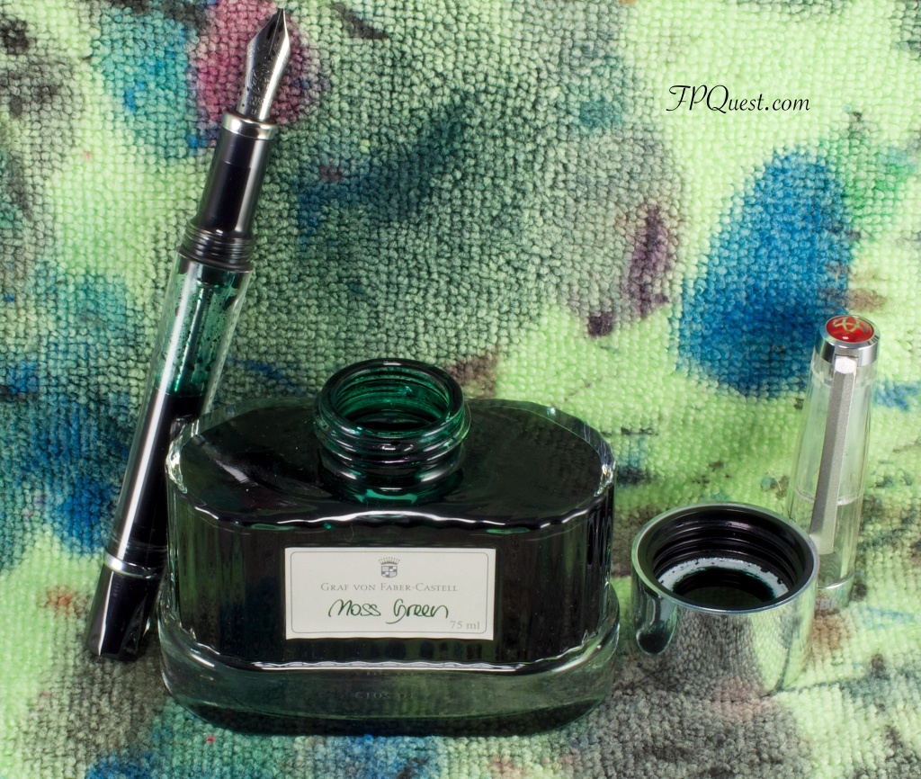 photo GvFC Moss Green bottle and inked Vac 700